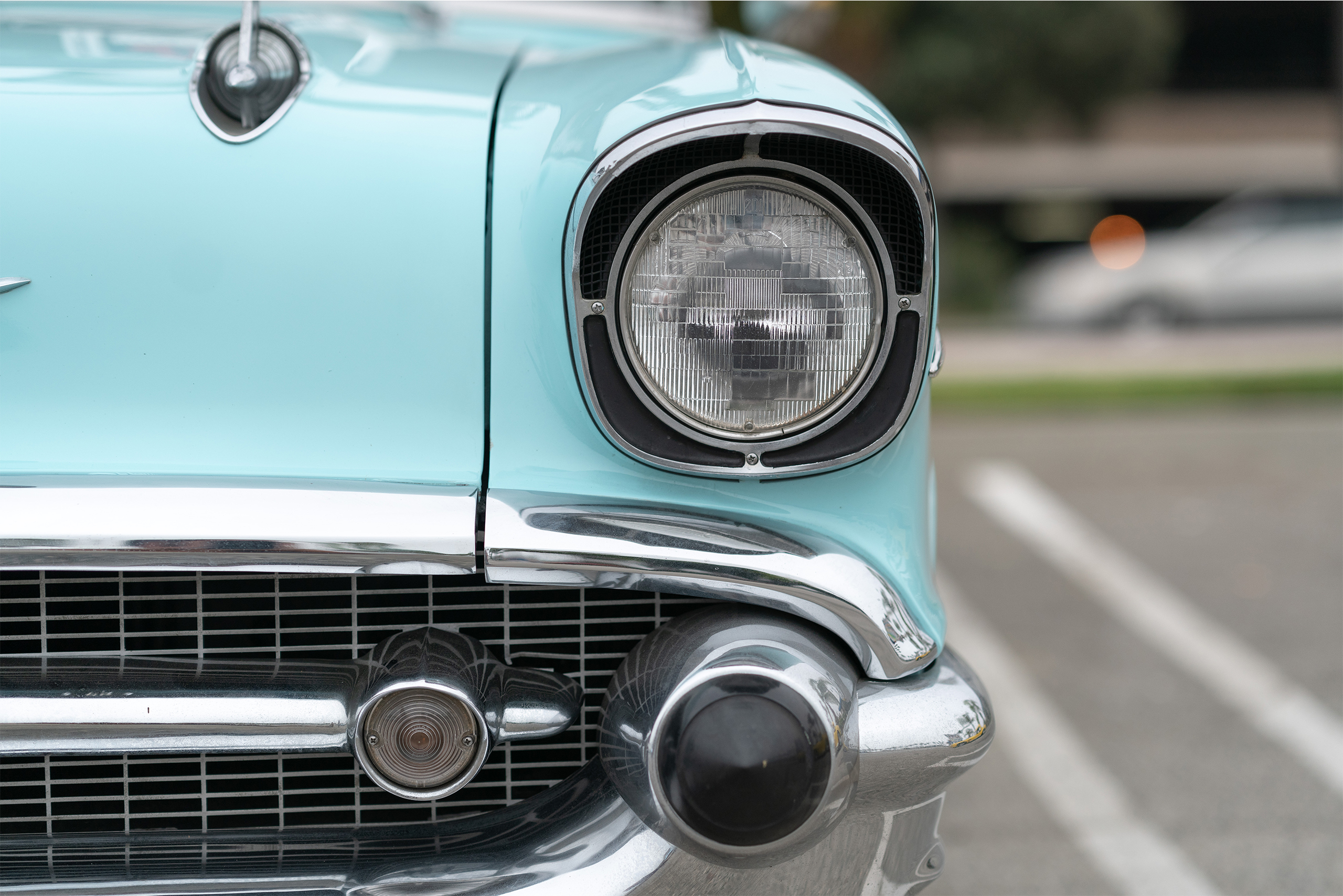 Os carros azul turquesa têm um visual muito peculiar e atraente!