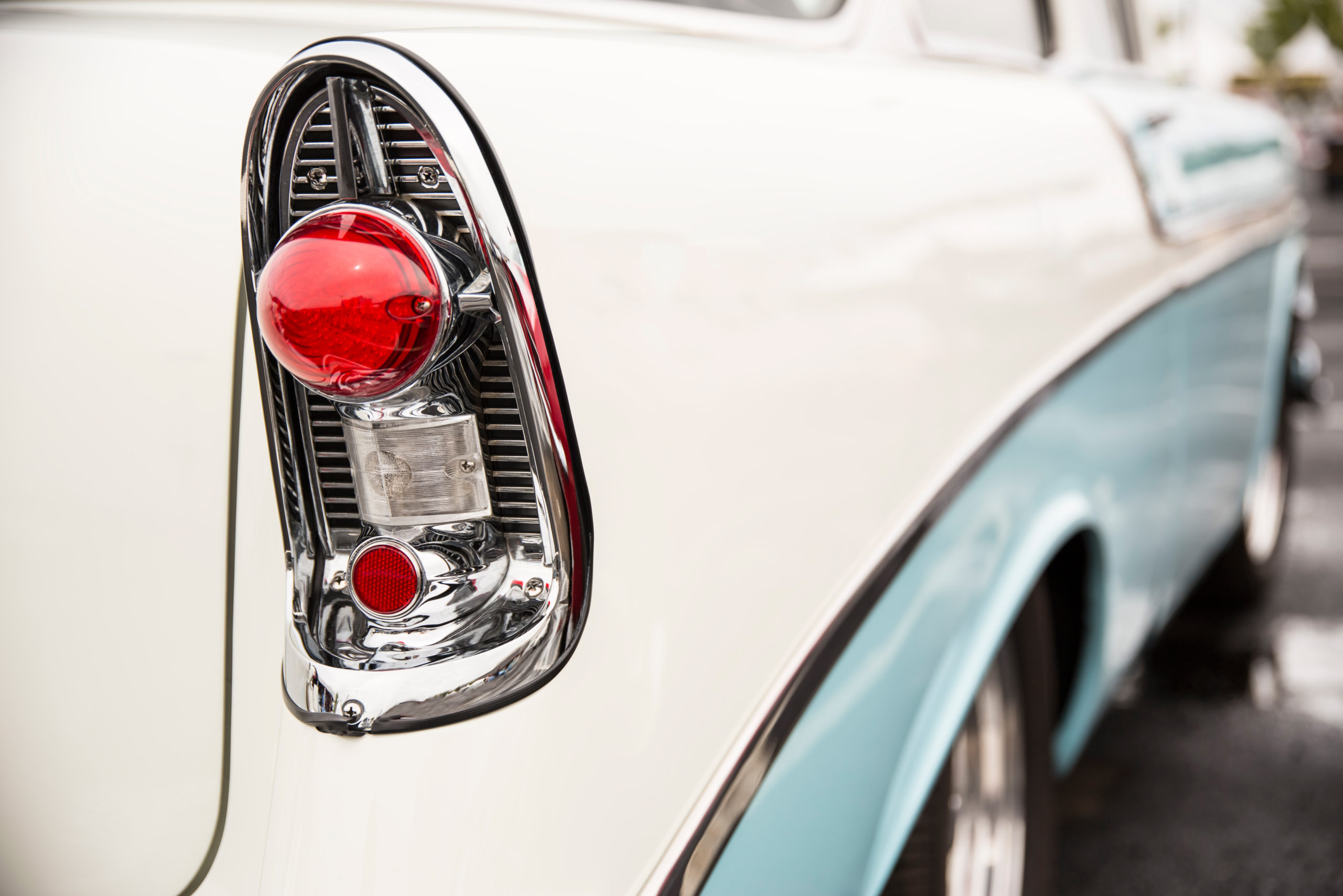 Você já sabe como é o processo de restauração de carros clássicos?